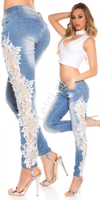 Spodnie jeansowe z gipiurową białą koronką P358B