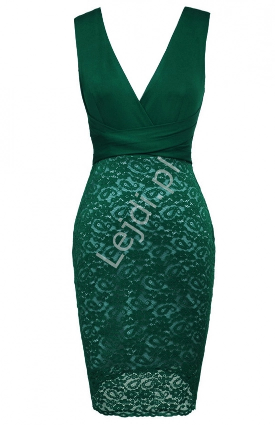 Zielona wysmuklająca sylwetkę sukienka z koronką, 1082